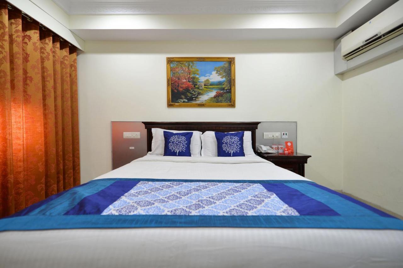 Capital O Hotel Central Park Near Birla Mandir Hyderabad Eksteriør billede