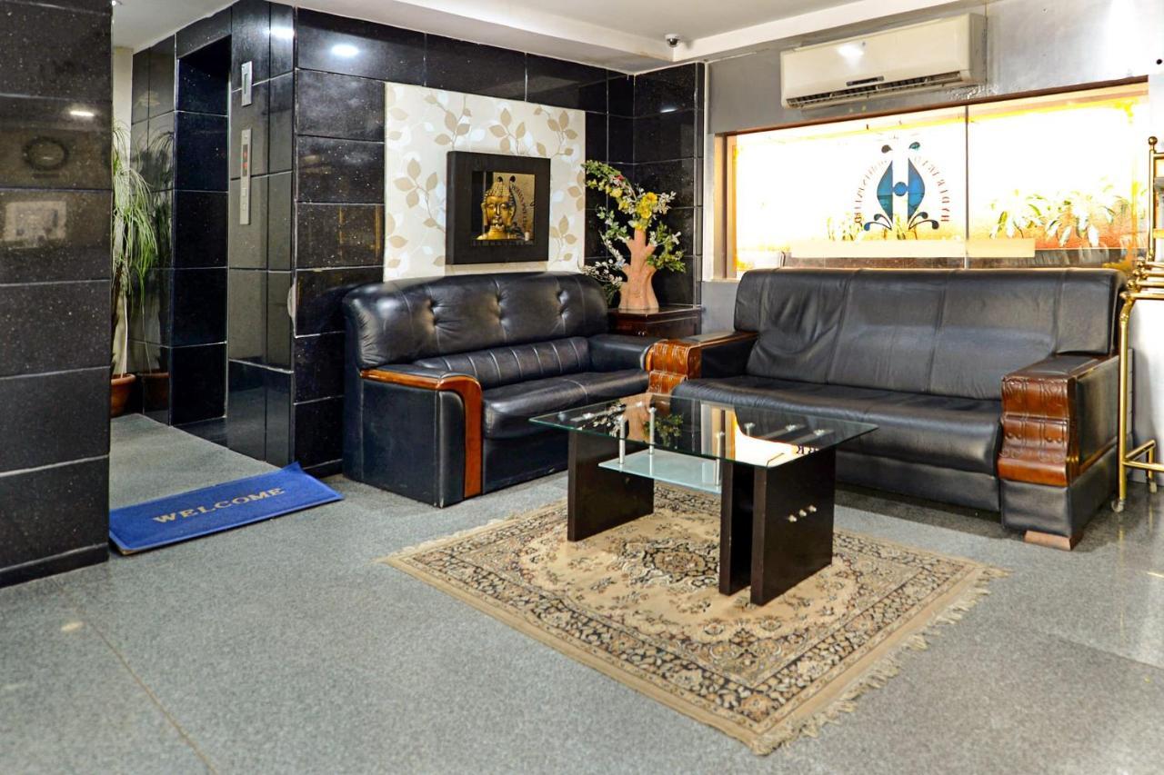 Capital O Hotel Central Park Near Birla Mandir Hyderabad Eksteriør billede